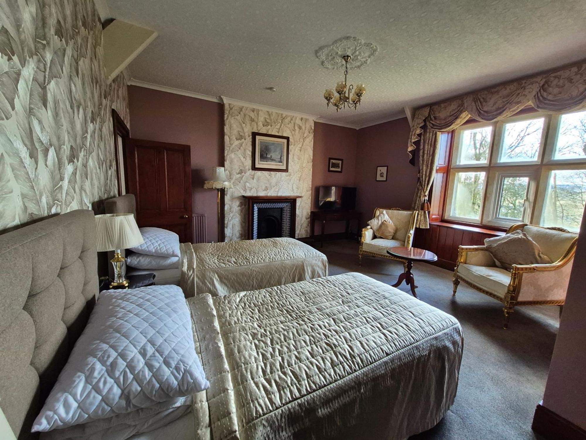 St David's Guesthouse Haverfordwest Extérieur photo