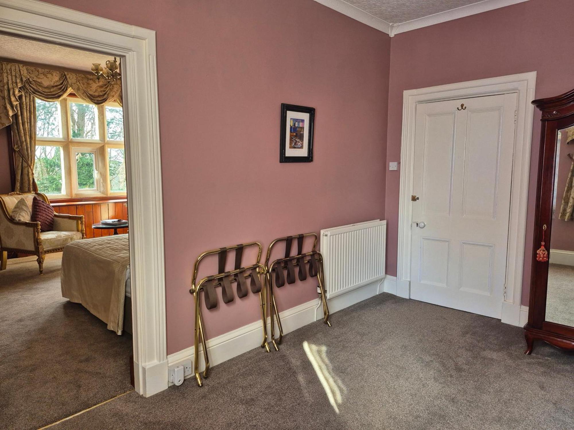 St David's Guesthouse Haverfordwest Extérieur photo
