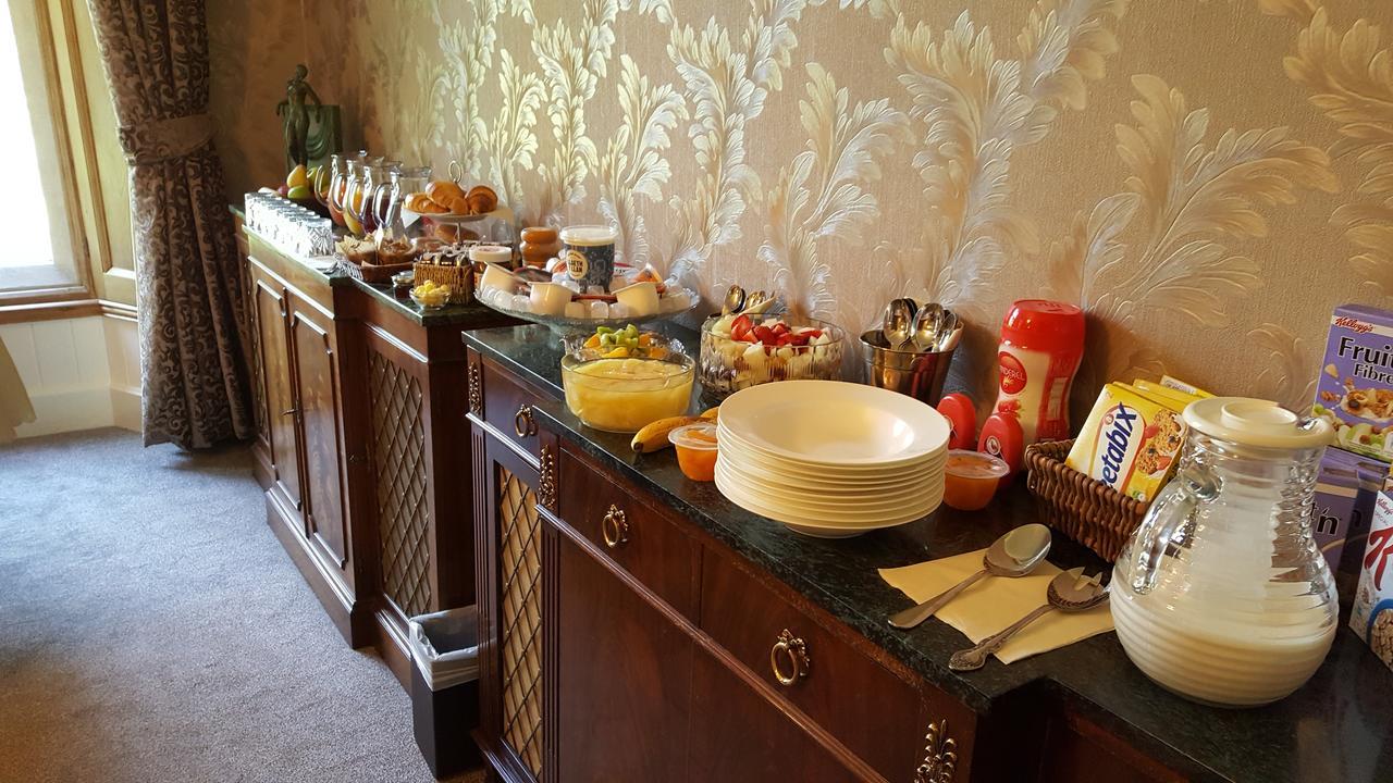 St David's Guesthouse Haverfordwest Extérieur photo